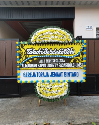 Papan Bunga Duka di Pancoran